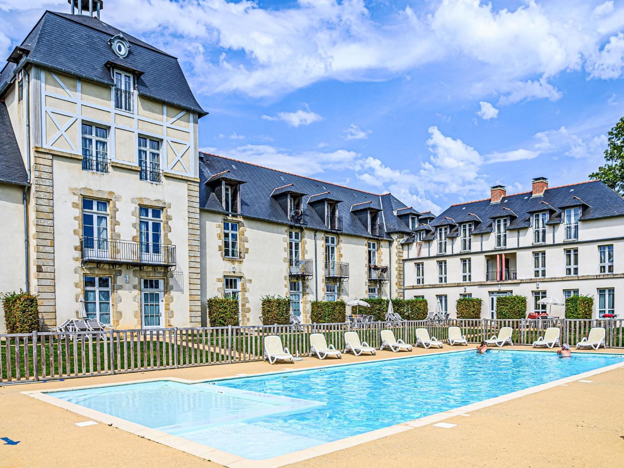 Apartment Chateau De Kergonano-16 By Interhome Баден Екстер'єр фото